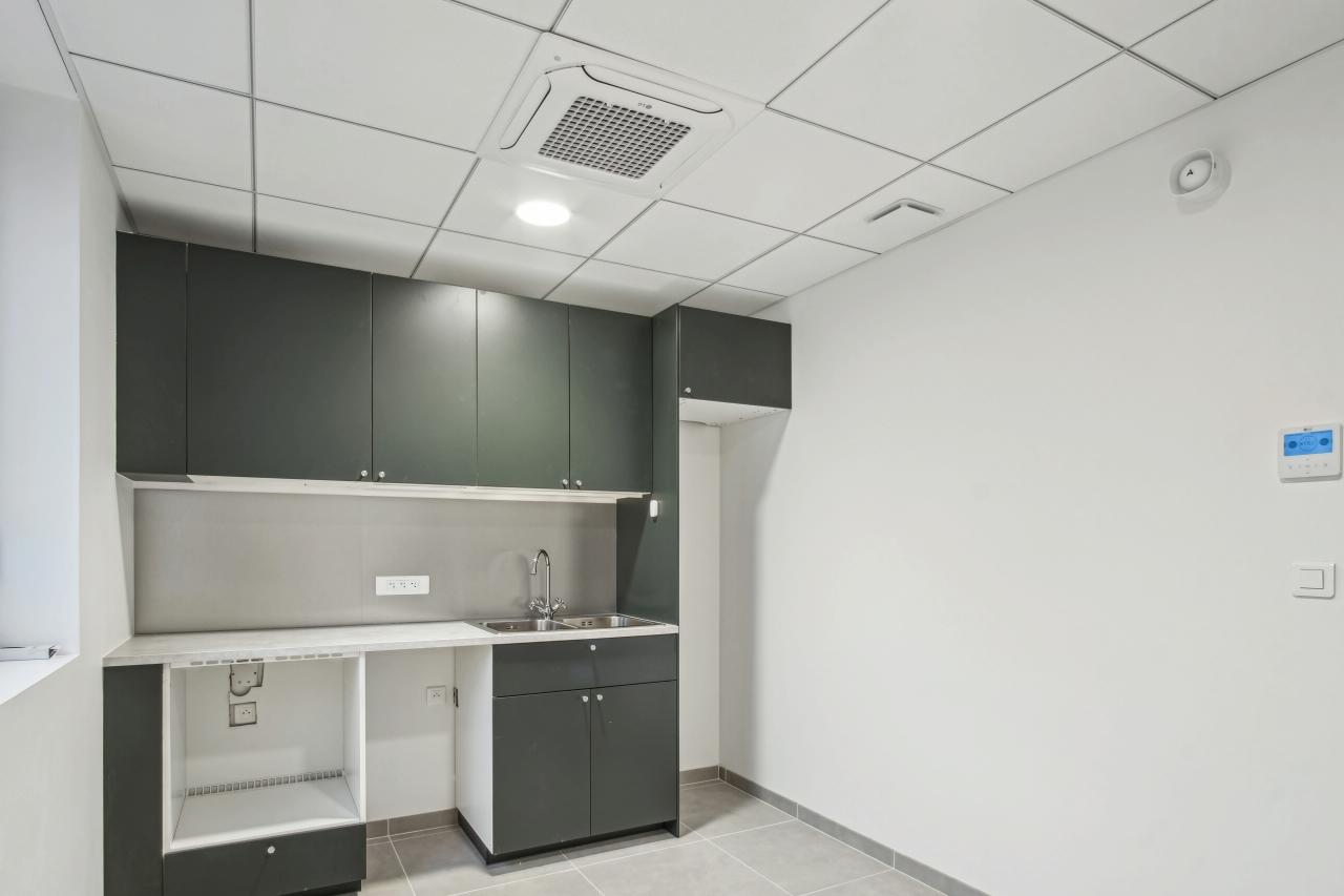 Local d'activité Vaires-sur-Marne 1280m² Location local d'activité Vaires-sur-Marne Seine-et-Marne OLACT2528966 10
